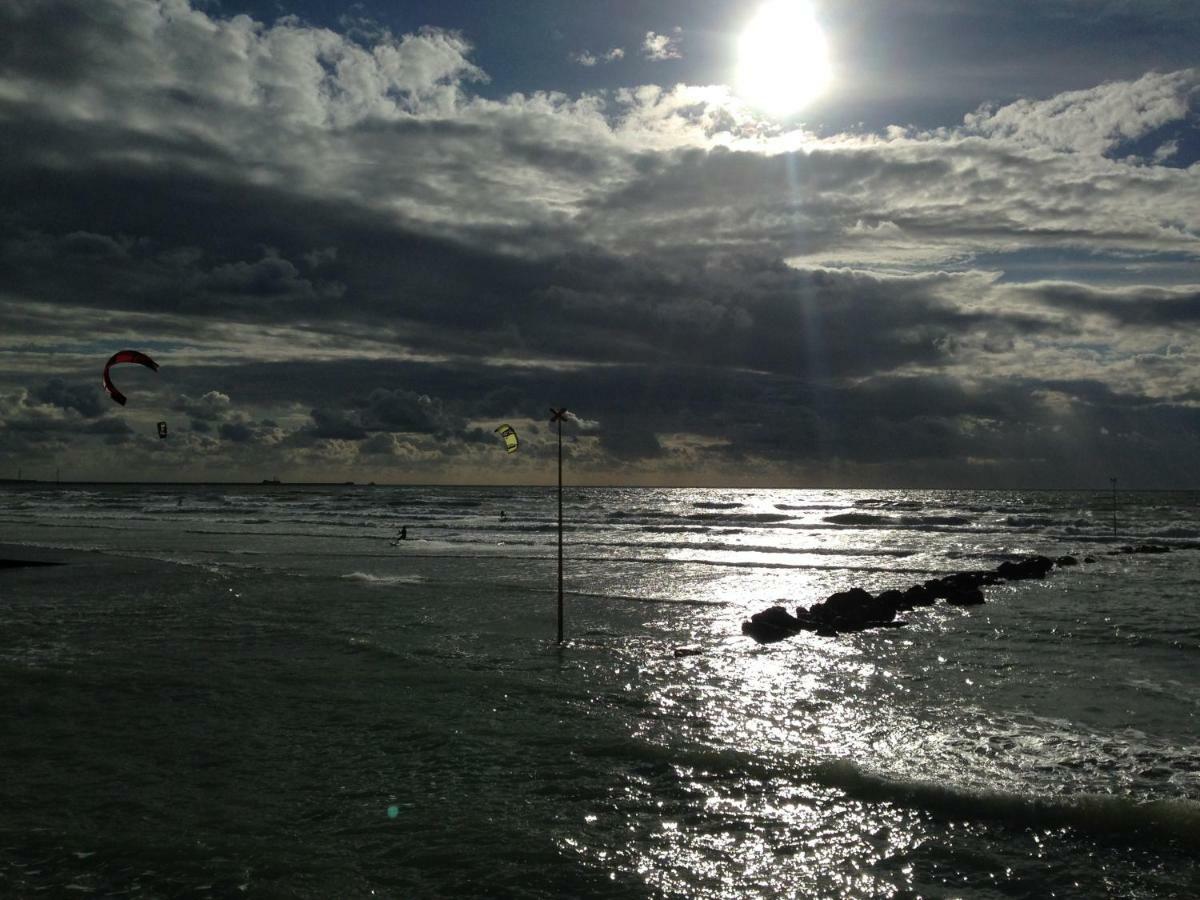 Le Réservoir Wimereux Esterno foto
